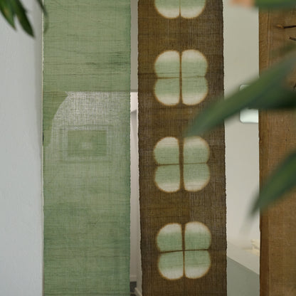 Schmaler Wandbehang aus Ramie – Field Grid