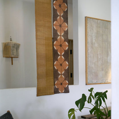 Schmaler Wandbehang aus Ramie – Field Grid