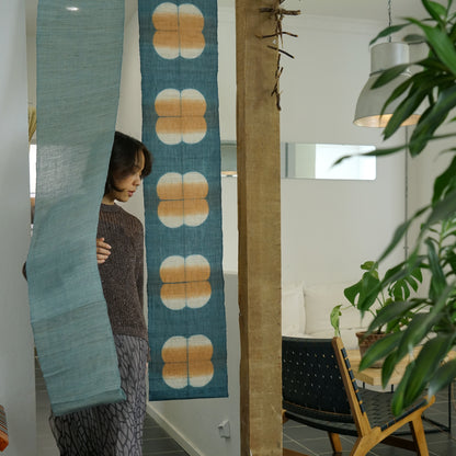 Schmaler Wandbehang aus Ramie – Field Grid