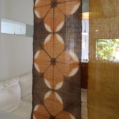 Schmaler Wandbehang aus Ramie – Field Grid