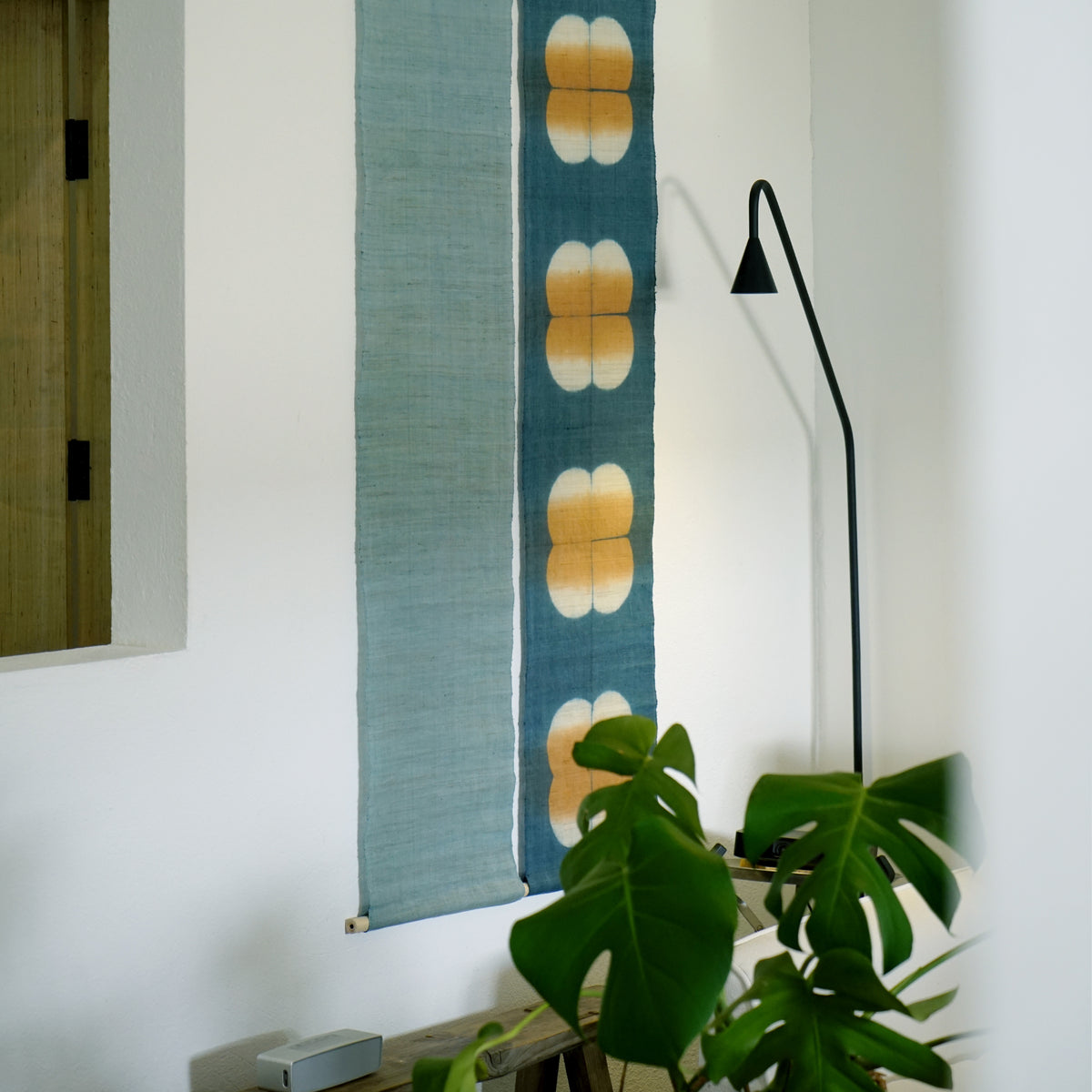 Schmaler Wandbehang aus Ramie – Field Grid