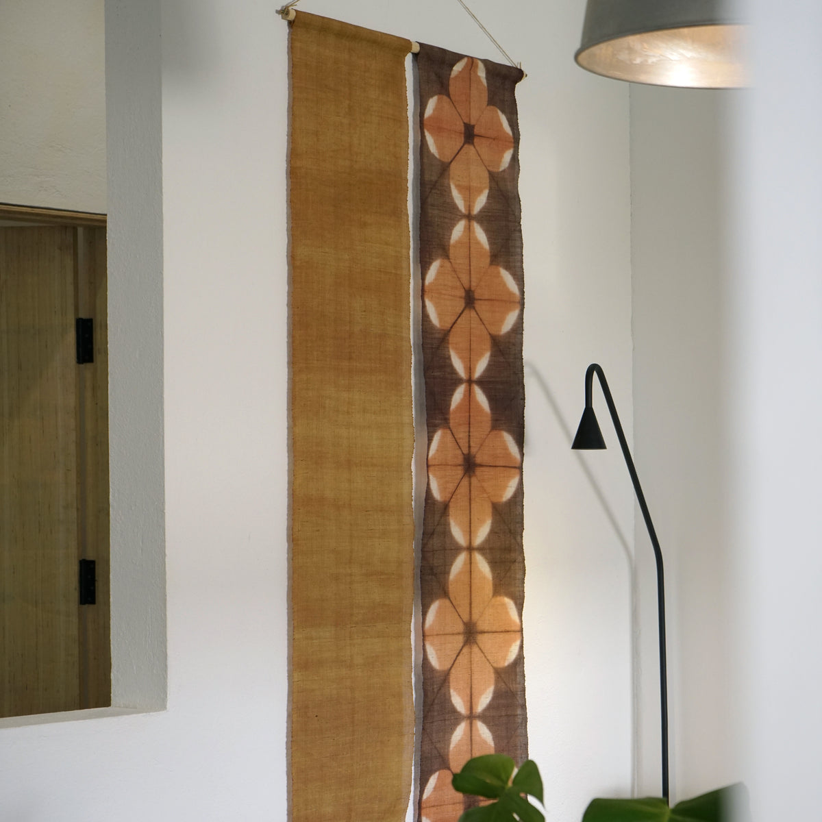 Schmaler Wandbehang aus Ramie – Field Grid