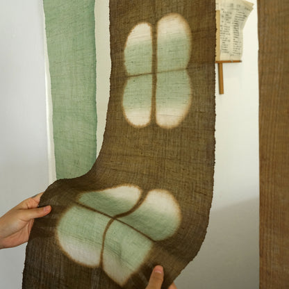 Schmaler Wandbehang aus Ramie – Field Grid