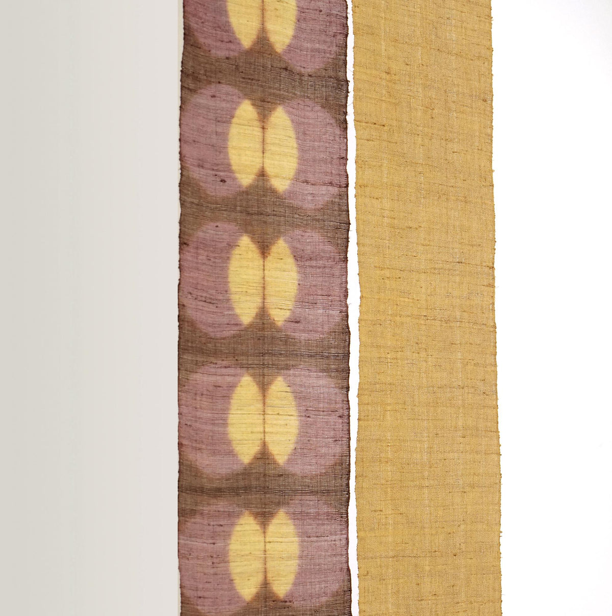flat-lay of Narrow Ramie — Bean Motif showing the long narrow form and pattern